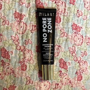 Milani Mattifying Primer with Black and Silver Design